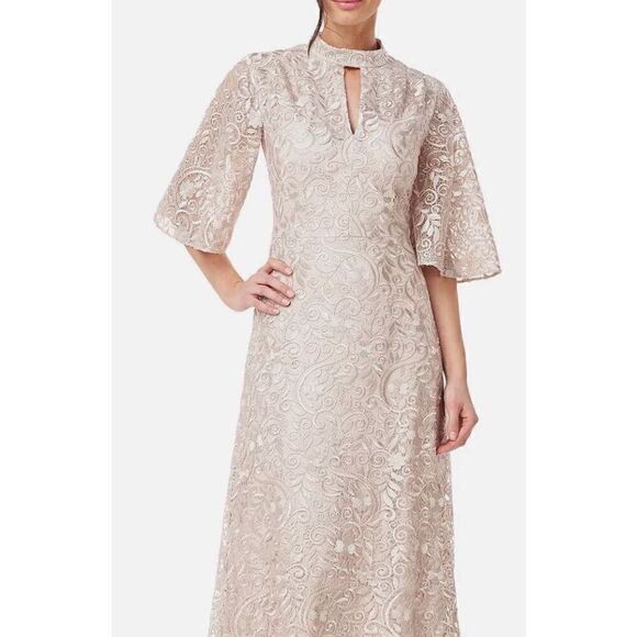 JS COLLECTIONS Angela Keyhole Midi Cocktail in Champagne NWT Size 8 - Picture 1 of 6